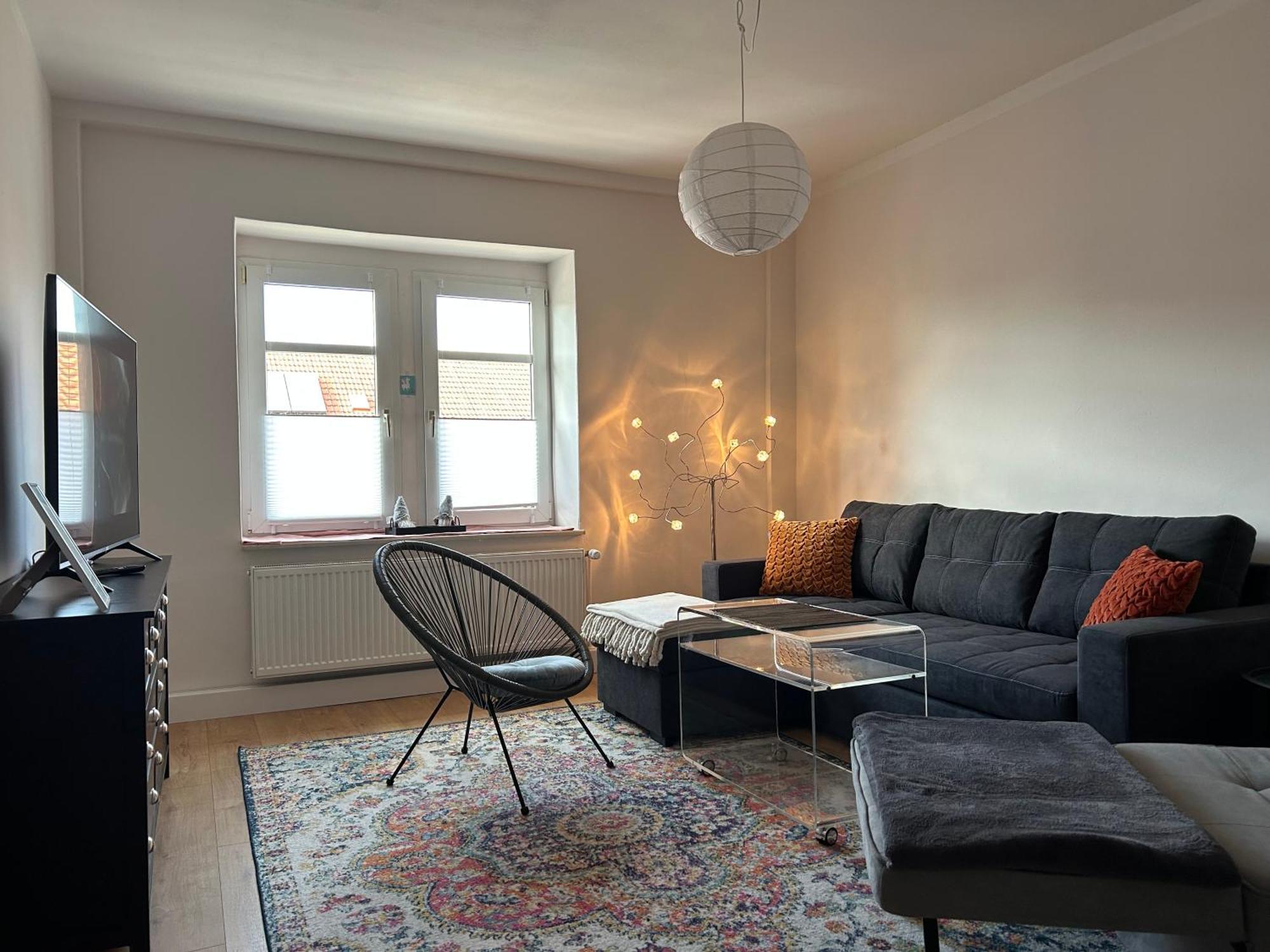 נאומבורג Schoene Neue 4 Zimmer Wohnung Mit Sued-Balkon Bis 8 Personen מראה חיצוני תמונה